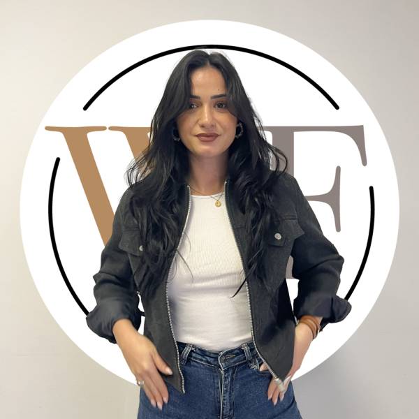 Carla BERNIS Chargée de relation entreprise école supérieur Wiki Learn Formation